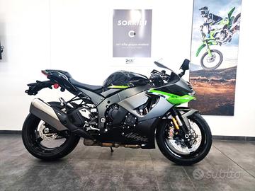Kawasaki ZX 10 Ninja R 1000 ZX-10R - ZX10R