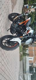 ktm duke 125 del 2018 