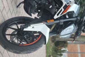 ktm duke 125 del 2018 