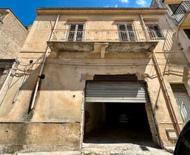 Casa indipendente a Partinico, Via Baida