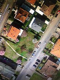 Terreno di 400 m² a Forlì