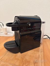 Nespresso Inissia per pezzi di ricambio