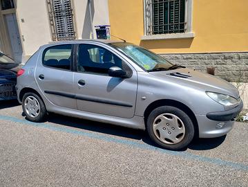 Peugeot 206 benzina