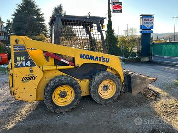KOMATSU SK 714-2 anno 2008 ore 1800 targata