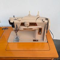 Macchina da cucire Singer 401A Slant‑O‑Matic
