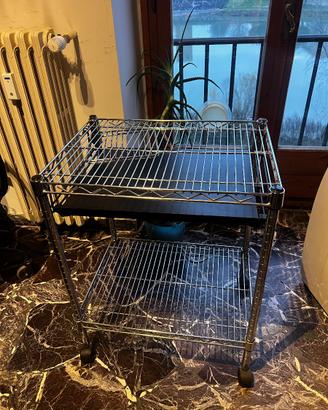 Carrello in metallo a griglia