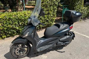 Beverly 300 come nuovo