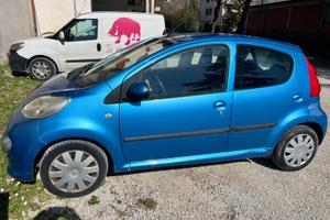 Peugeot 107 1.4 hdi anno 2006 unico proprietario