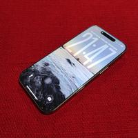 Iphone 16 pro 128gb in garanzia con scatola