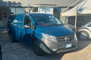 Mercedes Vito cassone lungo