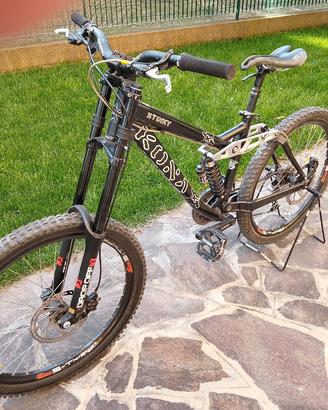 Kona Stinky MTB