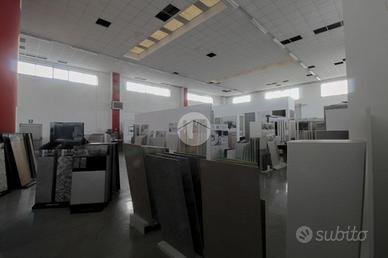 CAPANNONE A MARTINENGO