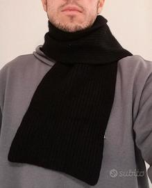 Sciarpa nera