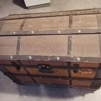 Baule in legno fine '800