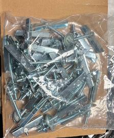 30 pezzi tasselli basculanti