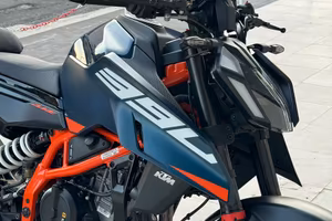 Ktm 390 duke 2026 2 mesi di vita