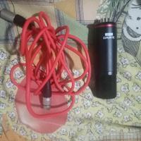 microfono gioco e studio focusrite Scarlett studio