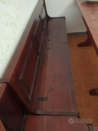 Due divani , una panca in legno antico con tavolo