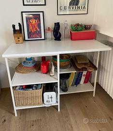 Mobile contenitore aperto (IKEA)