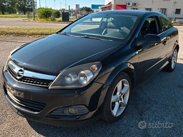 Opel Astra GTC 1.6 benzina PER EXPORT