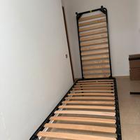 Due reti a doghe di legno