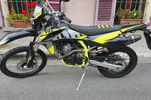 SWM rs 125 r