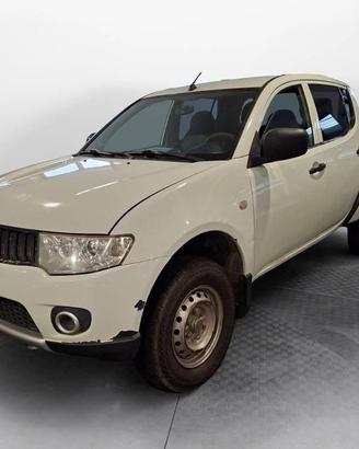 Mitsubishi L200 d.cab 2.5 di-d Invite Plus
