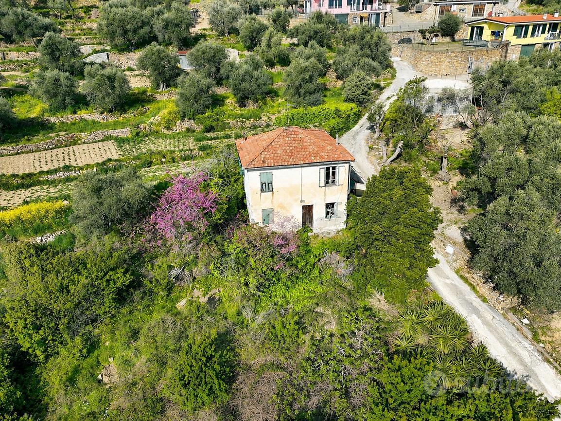 TER. RESIDENZIALE A IMPERIA - Vista 3
