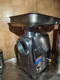 tritacarne professionale 