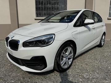 BMW 225 XE Active Tourer iPerformance Advantage