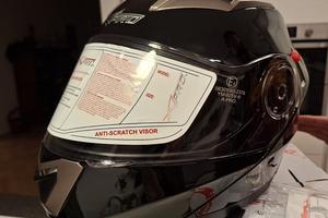 Caschi modulari taglie L e S nuovi.