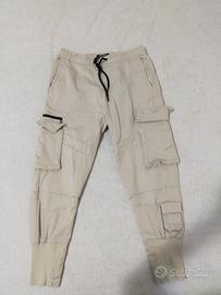 pantalone cargo beige bershka