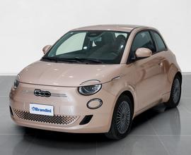 FIAT 500e La Prima