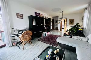 Ampio appartamento con giardino