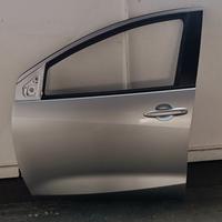 Porta anteriore sinistra Toyota Yaris