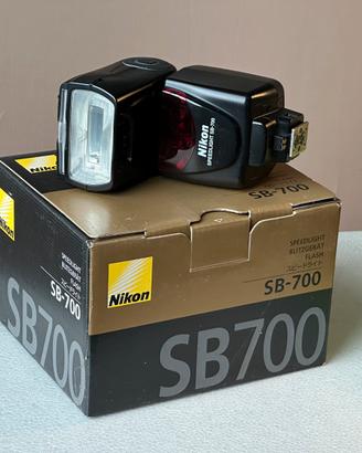 Flash Nikon sb 700