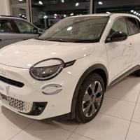 FIAT 600 Hybrid 110 CV DCT MHEV La Prima II