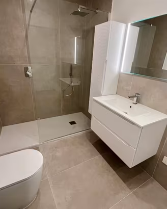 Quartu pressi via Cagliari ristrutturato trivano