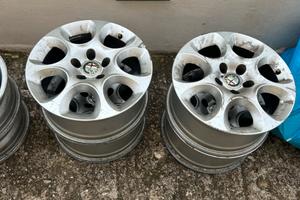 Cerchi in lega mercedes e alfa