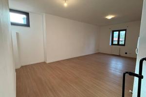 a Lonato del Garda Appartamento Trilocale Ristrutt