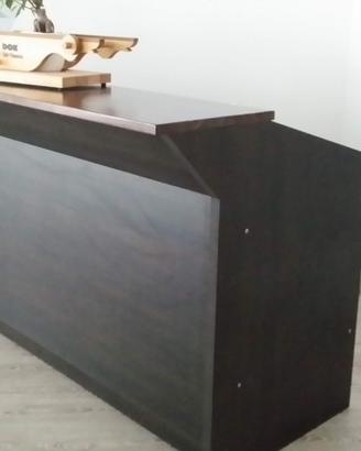 Piano bar