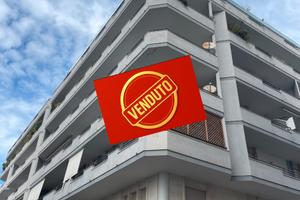 VENDUTO- Luminoso Trilocale con ampio Balcone