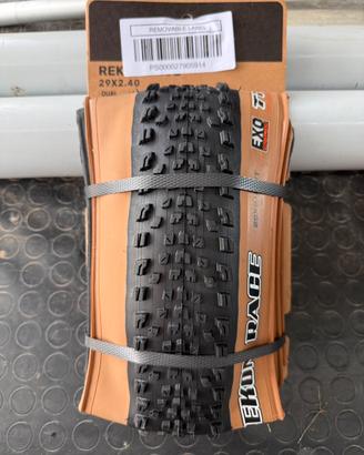 Copertone Maxxis recon race