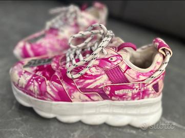 Chain reaction Versace limited edition