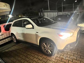 Mitsubishi asx 1.8  diesel 2wd 150 cv