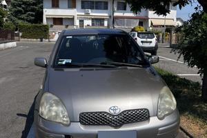 Toyota Yaris 1.3 i