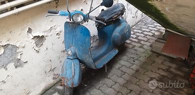 vespa faro tondo piu' ricambi vari