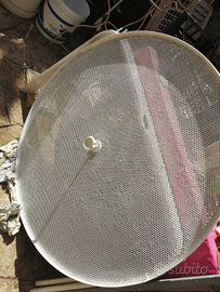 Tavoli tondi in ferro da giardino