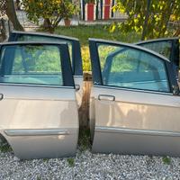 Sportelli lancia musa