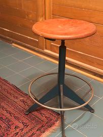 Sgabello vintage architetto